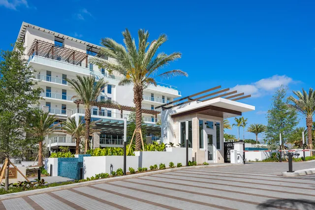 2-bedroom rental at 200 SE Mizner Boulevard #308, Boca Raton