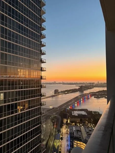 1-bedroom home at 1040 Biscayne Boulevard #2605, Miami