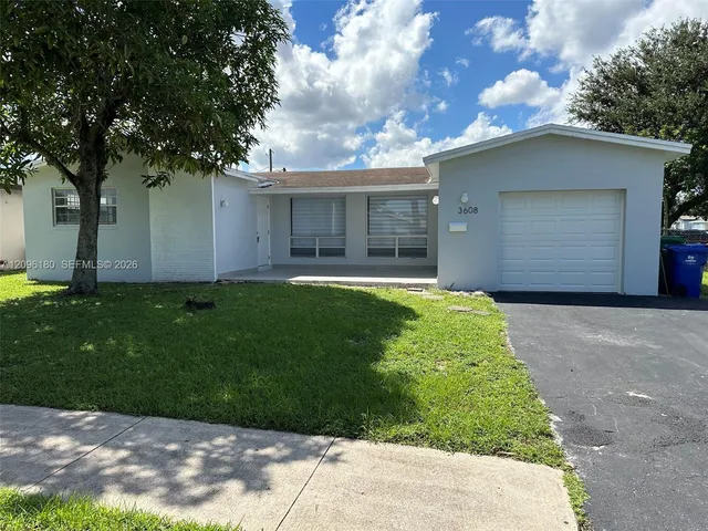 3-bedroom home at 3608 Island Drive, Miramar