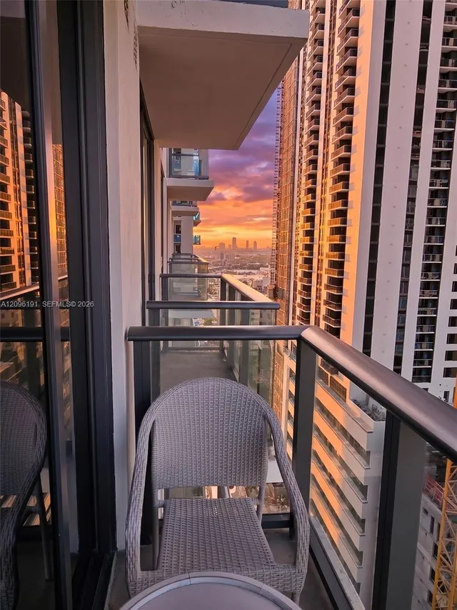 1-bedroom rental at 11 NE 6th Street #2103, Miami