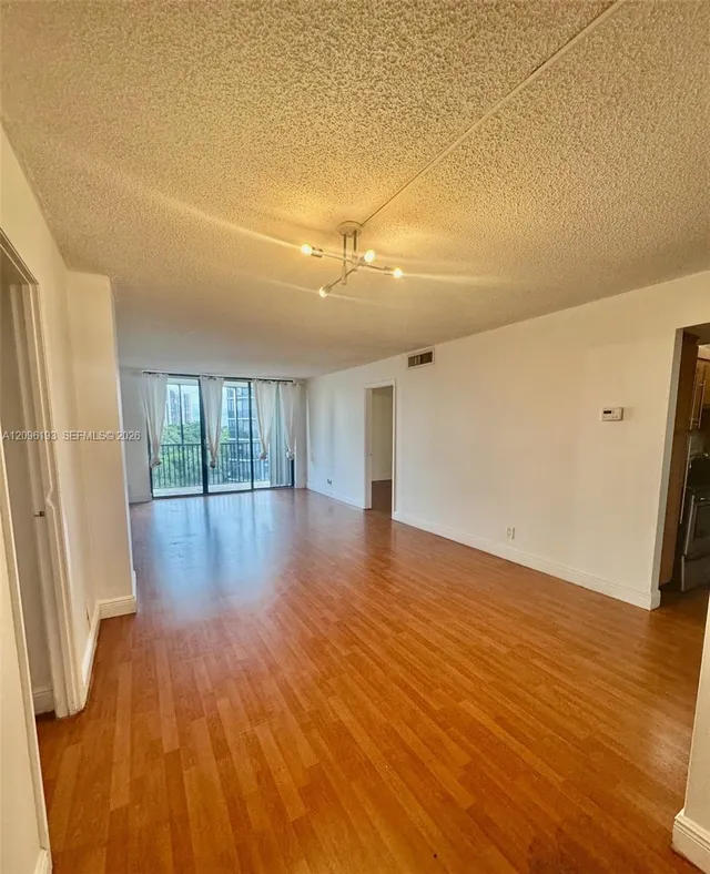 1-bedroom home at 3475 N Country Club Drive #601, Aventura