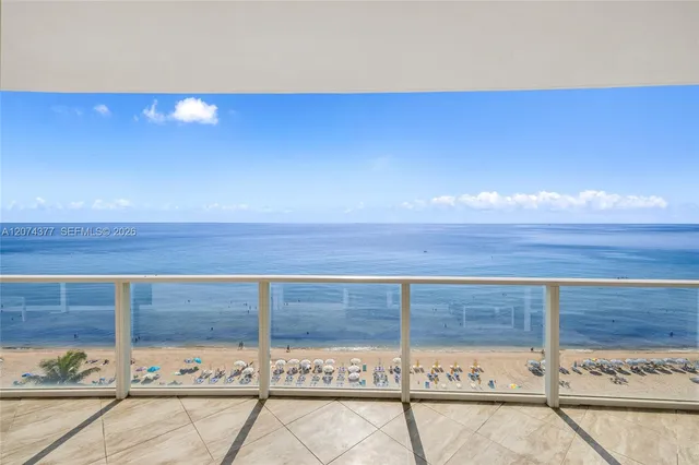 3-bedroom home at 3951 S Ocean Drive #902, Hollywood