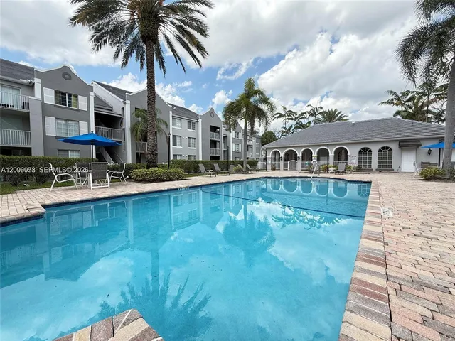 3-bedroom home at 711 SW 111th Way #202, Pembroke Pines
