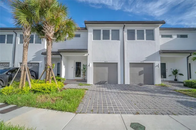 3-bedroom rental at 5075 SW 37th Street, Pembroke Park
