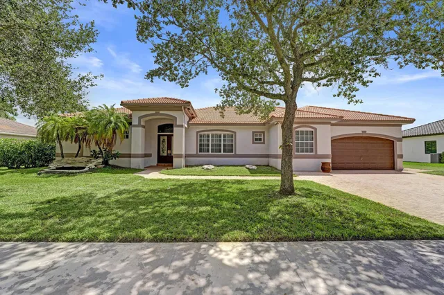 5-bedroom home at 4288 SW 138TH Avenue, Davie