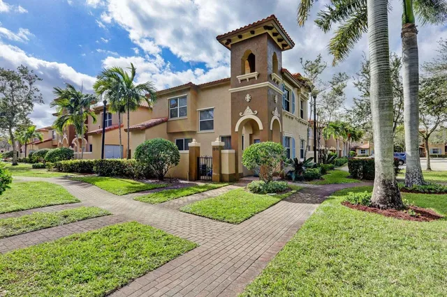 3-bedroom rental at 6550 Morgan Hill Trail #1901, Royal Palm Beach