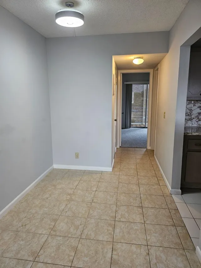 1-bedroom rental at 148 E FANSHAW D, Boca Raton