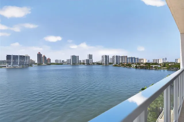 2-bedroom rental at 18100 N Bay Road #806, Sunny Isles Beach
