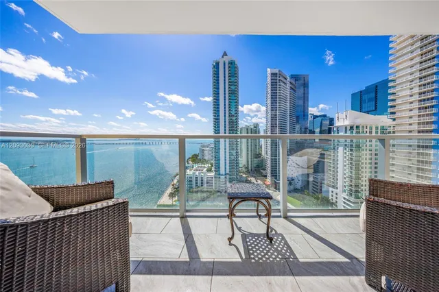 1-bedroom rental at 1155 Brickell Bay Drive #2207, Miami