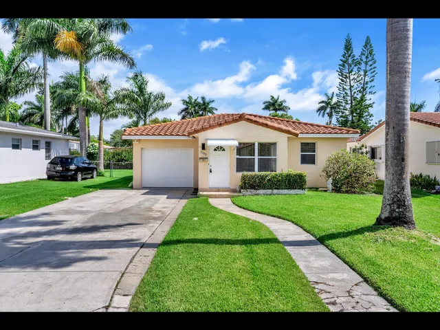 3-bedroom rental at 1315 Buchanan Street, Hollywood