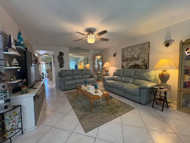 2-bedroom rental at 175 Bedford G, West Palm Beach