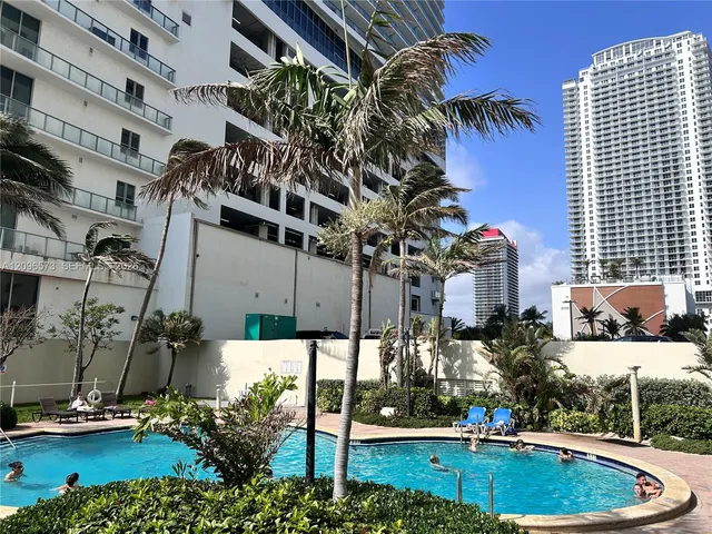 1-bedroom home at 4001 S Ocean Drive #4G, Hollywood