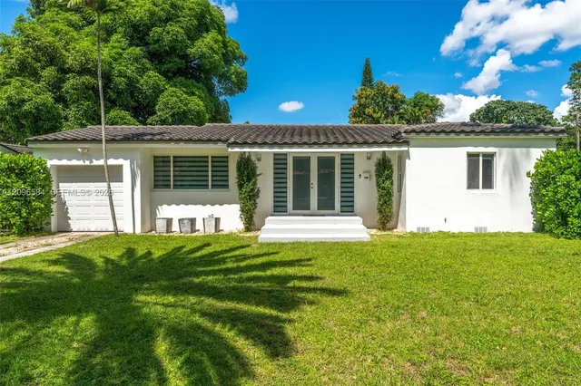 2-bedroom home at 125 NW 100th Terrace, Miami Shores