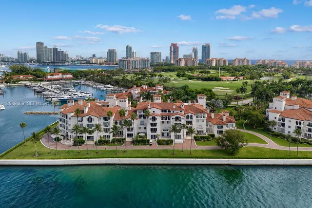 3-bedroom home at 2412 Fisher Island Drive #5102, Miami Beach