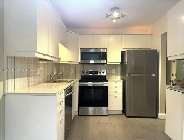 1-bedroom home at 257 S Cypress Road #416, Pompano Beach