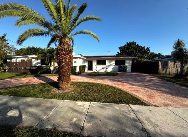 4-bedroom rental at 12635 SW 84th Ave Road #12635, Miami