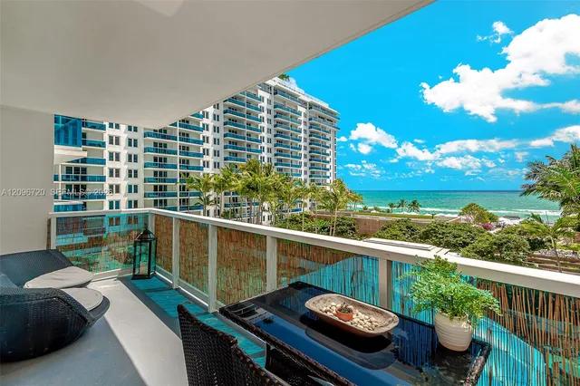 1-bedroom rental at 2301 Collins Avenue #625, Miami Beach