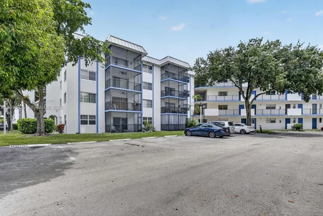 1-bedroom rental at 6001 N Falls Cir Drive #105, Lauderhill