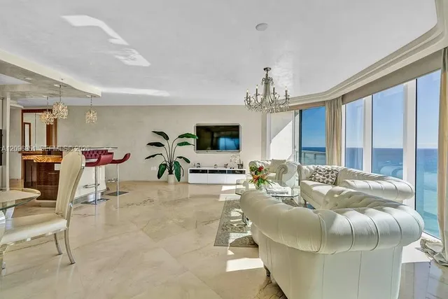 2-bedroom rental at 16699 Collins Avenue #2508, Sunny Isles Beach