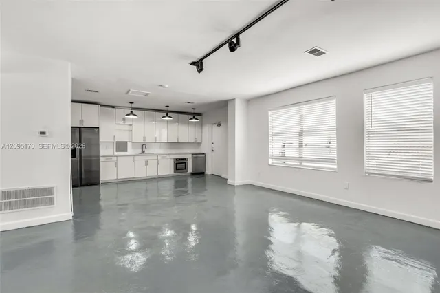 1-bedroom rental at 801 Washington Avenue #A, Miami Beach