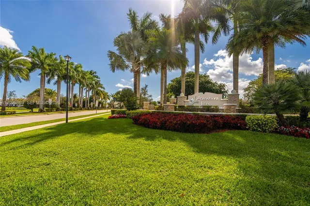 3-bedroom rental at 361 NE 194th Terrace, Miami