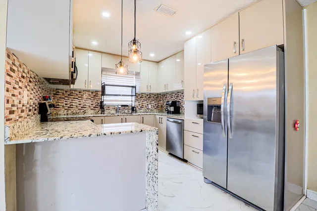 4-bedroom home at 219 NE 6th Avenue, Boynton Beach