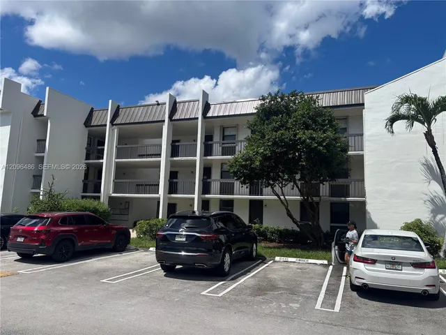 2-bedroom home at 8441 Forest Hills Drive #203, Coral Springs