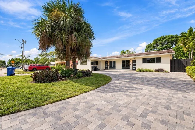 2-bedroom rental at 5131 NE 18th Terrace #5131, Fort Lauderdale