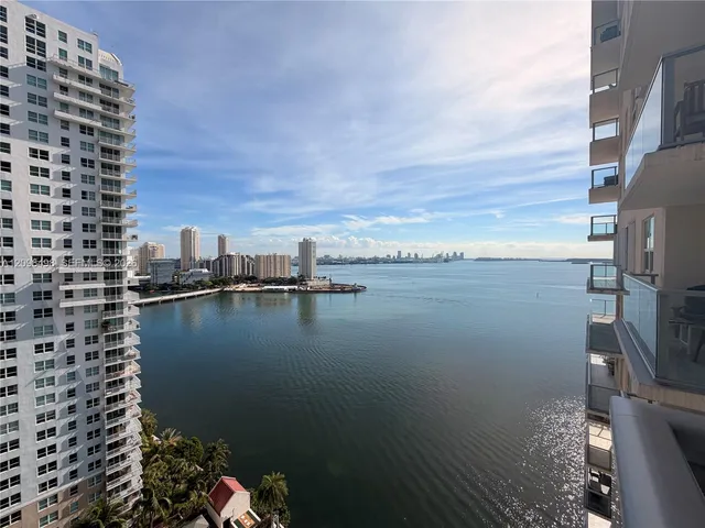 1-bedroom rental at 1155 Brickell Bay Drive #2006, Miami