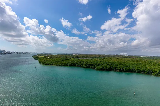 1-bedroom rental at 500 Bayview Drive #1818, Sunny Isles Beach