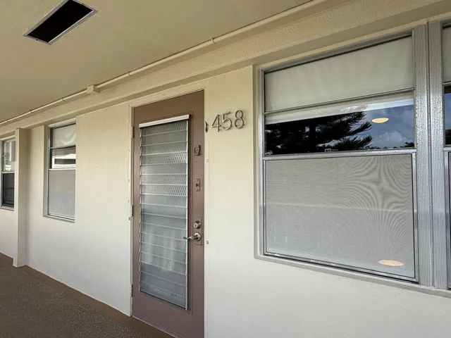 2-bedroom home at 458 Tilford U, Deerfield Beach