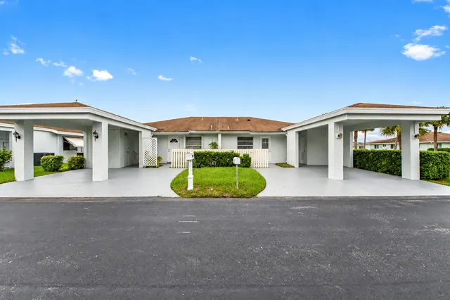 2-bedroom home at 6801 Moonlit Drive, Delray Beach