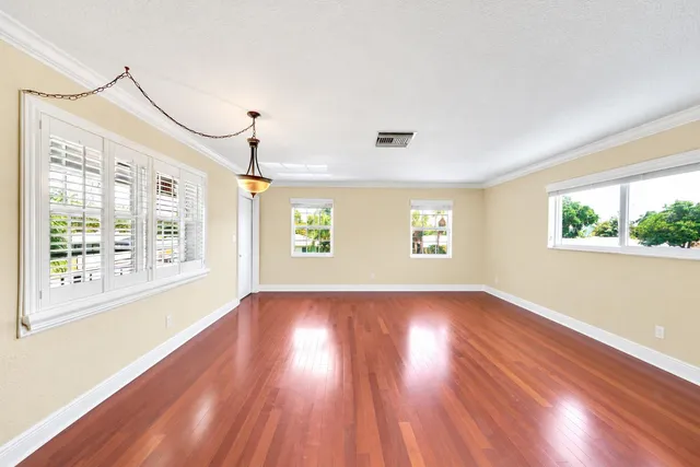 2-bedroom rental at 2701 MIDDLE RIVER Drive #11, Fort Lauderdale