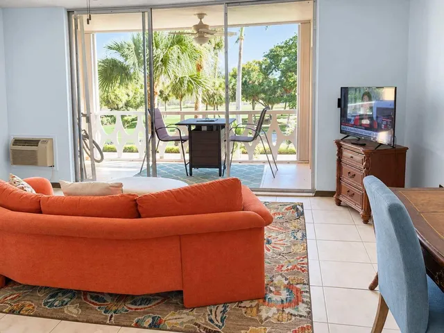 1-bedroom rental at 15 S Golfview Road #305, Lake Worth Beach