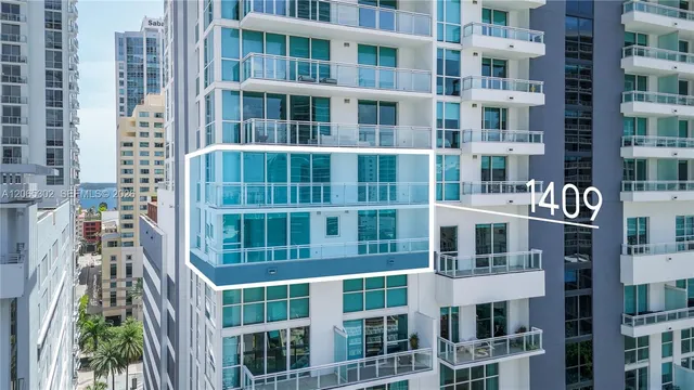 3-bedroom home at 1080 Brickell Avenue #1409, Miami