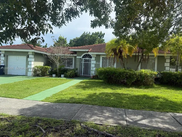 3-bedroom home at 12642 SW 221st Street, Miami