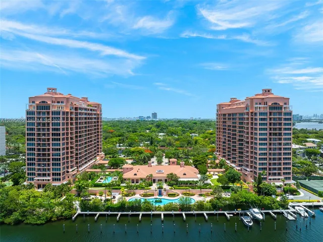 3-bedroom home at 60 Edgewater Drive #11F, Coral Gables