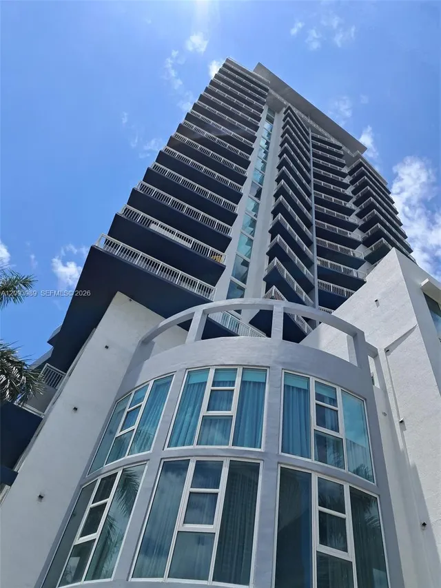 1-bedroom home at 275 NE 18th Street #1409, Miami