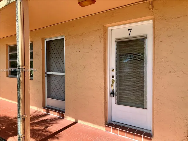 2-bedroom home at 20275 NE 2nd Avenue #7, Miami