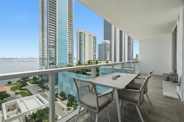 3-bedroom home at 600 NE 27th Street #1204, Miami