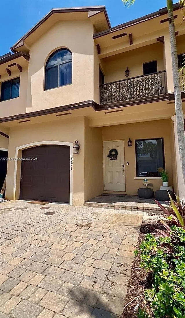 3-bedroom home at 9271 NW 16th Street #9271, Pembroke Pines