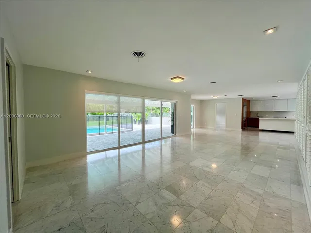 4-bedroom rental at 6800 SW 124th Street, Pinecrest