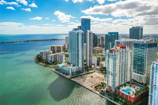 1-bedroom rental at 1155 Brickell Bay Drive #2007, Miami