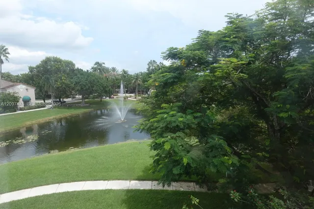 1-bedroom rental at 12136 Saint Andrews Place #304, Miramar