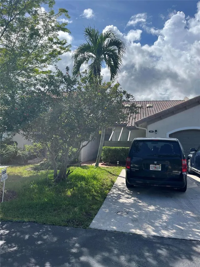 3-bedroom rental at 8448 SW 114th Place, Miami