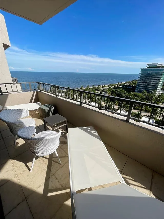 3-bedroom rental at 201 Crandon Boulevard #1235, Key Biscayne