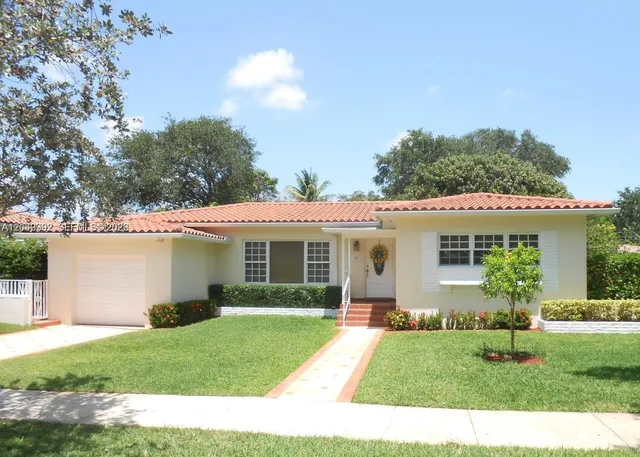 2-bedroom rental at 333 NE 102nd Street, Miami Shores