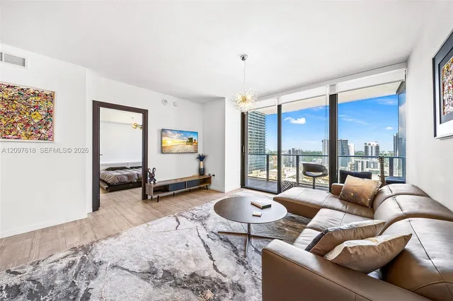 1-bedroom rental at 1000 Brickell Plaza #2111, Miami