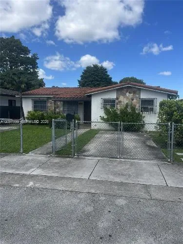 2-bedroom rental at 8835 SW 27th Street, Miami