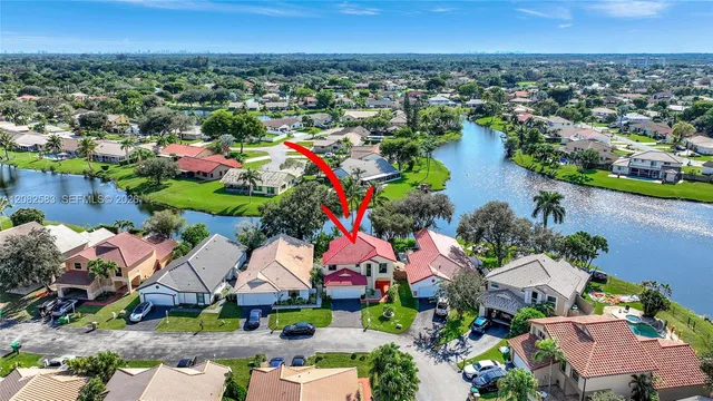 4-bedroom rental at 6320 Plymouth Lane, Davie
